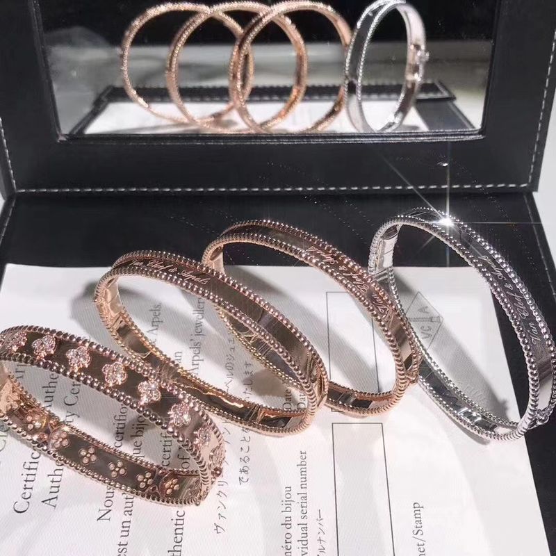 Calidad Pulsera real media Rose Yellow Gold blanca de la firma de Perlee del oro 18k del modelo VCA fábrica