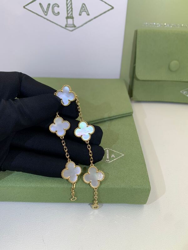 Calidad Malaquita VCARL80900 del oro amarillo de los adornos de la pulsera 5 de Van Cleef And Arpels Alhambra de las mujeres fábrica