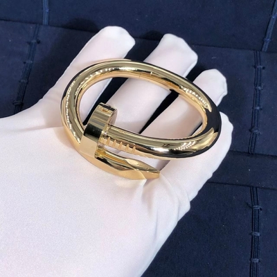 modelo grande For Women ' S de la talla 17 de la pulsera de la O.N.U Clou de 18K Rose Gold Car Tier Juste