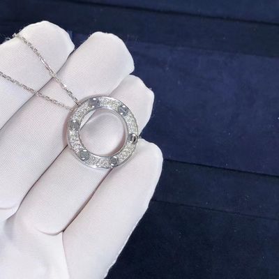Calidad Oro blanco modificado para requisitos particulares del collar 18K del AMOR de la grada del coche CONTRA los diamantes pavimentados fábrica