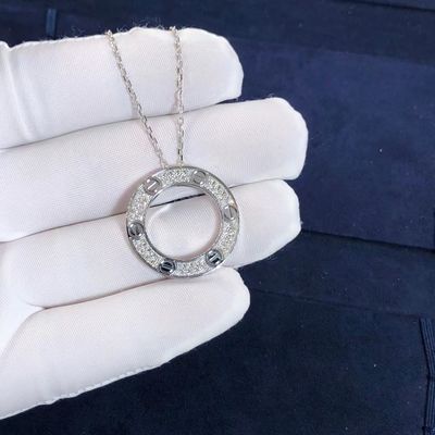 Calidad Oro blanco modificado para requisitos particulares del collar 18K del AMOR de la grada del coche CONTRA los diamantes pavimentados fábrica