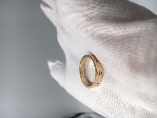 Calidad Oro amarillo de lujo de la joyería 18K del oro de las alianzas de boda para hombre ninguna piedra preciosa fábrica