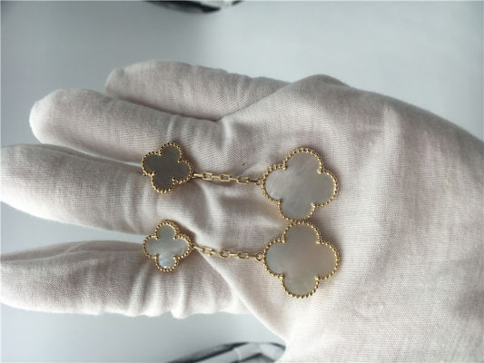 Calidad Van Cleef Earrings con 2 adornos, pendientes nacarados amarillos de Van Cleef del oro 18k fábrica