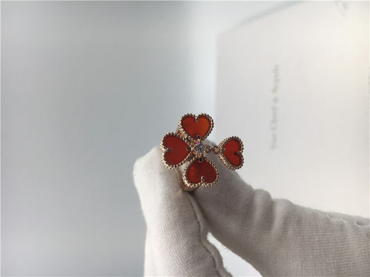 Calidad 18k Rose Gold Van Cleef y Arpels florecen el anillo con cornalina/el diamante redondo fábrica