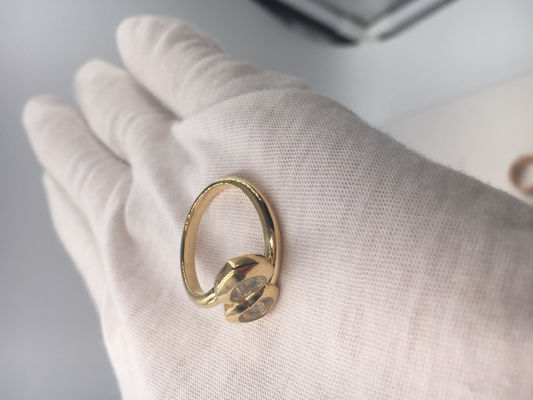Calidad Las curvas felices de Chopard del compromiso del vintage suenan el oro amarillo 18k con el diamante fábrica
