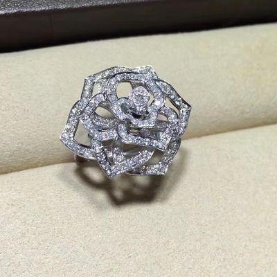 Calidad El oro blanco de encargo de gama alta de la joyería 18K del anillo de Piaget Rose fijó con el diamante fábrica
