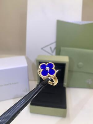 Suerte Van Cleef And Arpels Alhambra Ring Yellow Gold Carnelian Diamond VCARD40800 del icono