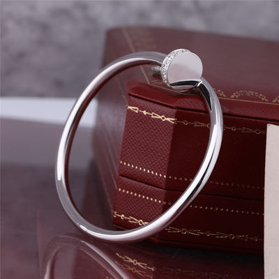 Calidad PULSERA de la O.N.U CLOU de JUSTE en pulsera del clavo del ORO BLANCO de 18 quilates con los DIAMANTES en el top y el extremo fábrica