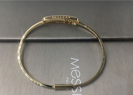 Calidad las pulseras finas del brazalete del oro amarillo de la joyería de 18K París con 3 pedazos mueven diamantes fábrica